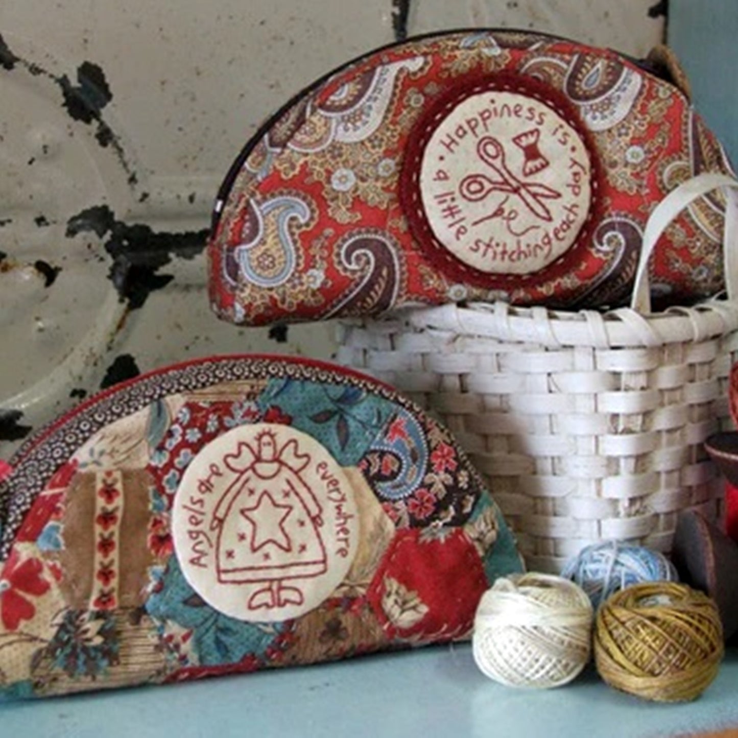 Hexagon purse English Paper Piecing, embroidery Birdhouse paper pattern