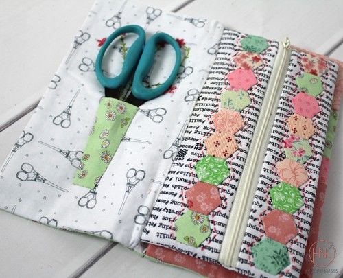 Holus Bolus zipper pouch sewing kit applique EPP embroidery Hugs 'N Kisses pattern