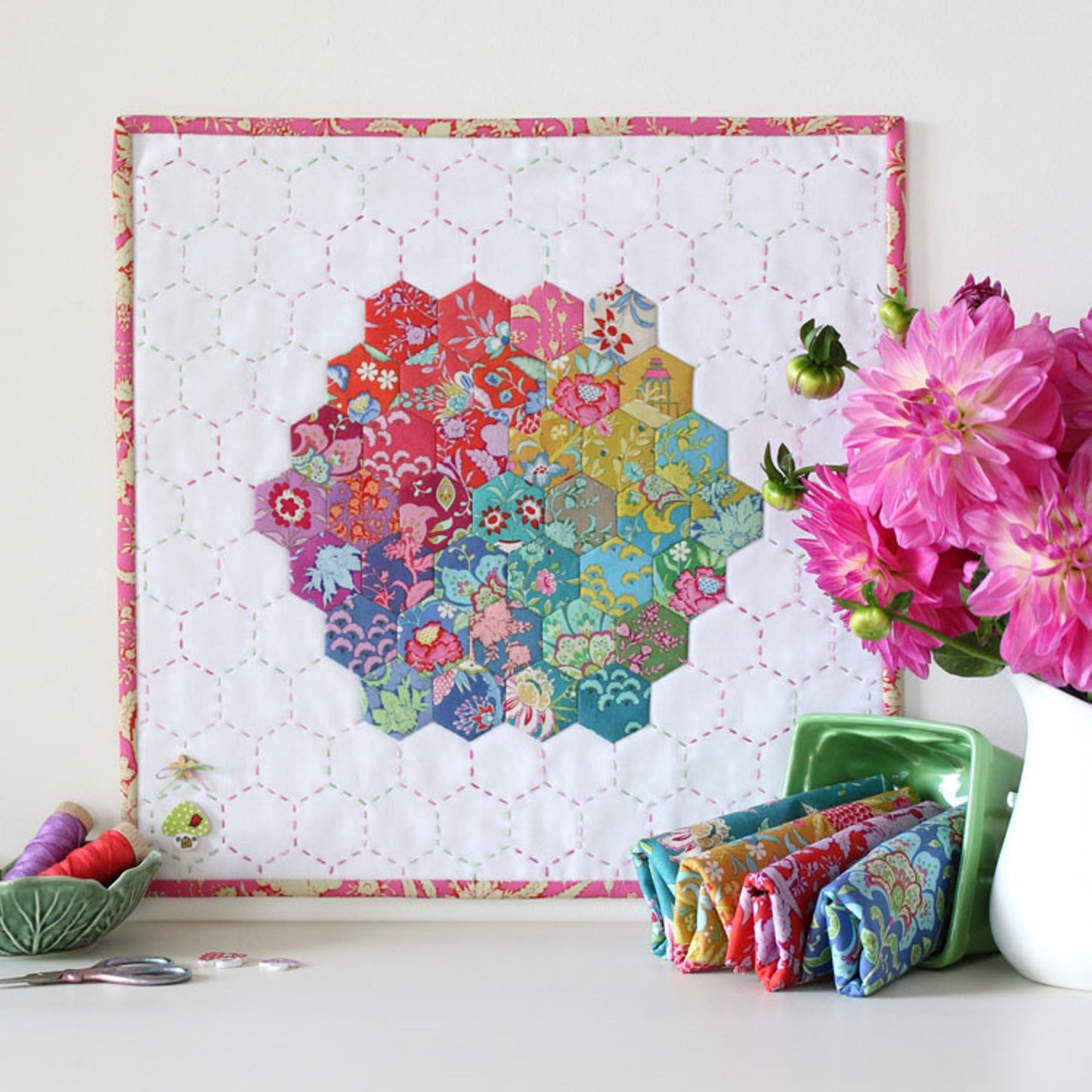 Hettie Hexie English Paper Pieced hand quilted mini quilt or wallhanging  Molly & Mama paper pattern